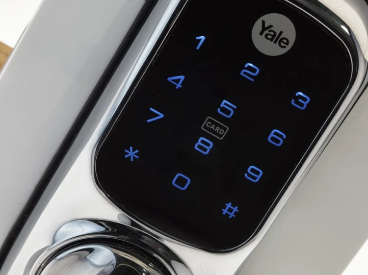 Inteligentny Sejf Elektroniczny Yale Smart Safe Wi-Fi / Bluetooth Zamek Cyfrowy