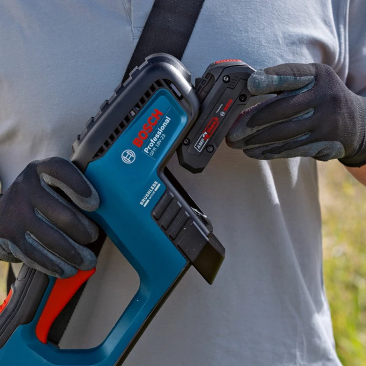 Kosa / wykaszarka akumulatorowa Bosch GFR 18V-23 Professional (solo)