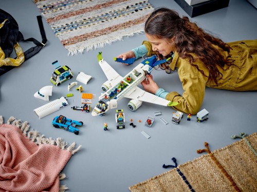 LEGO City Passagierflugzeug 60367